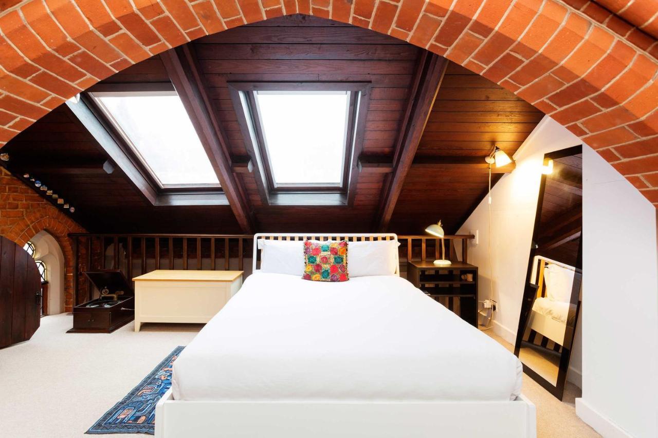 Veeve - Ecclesiastical Interiors